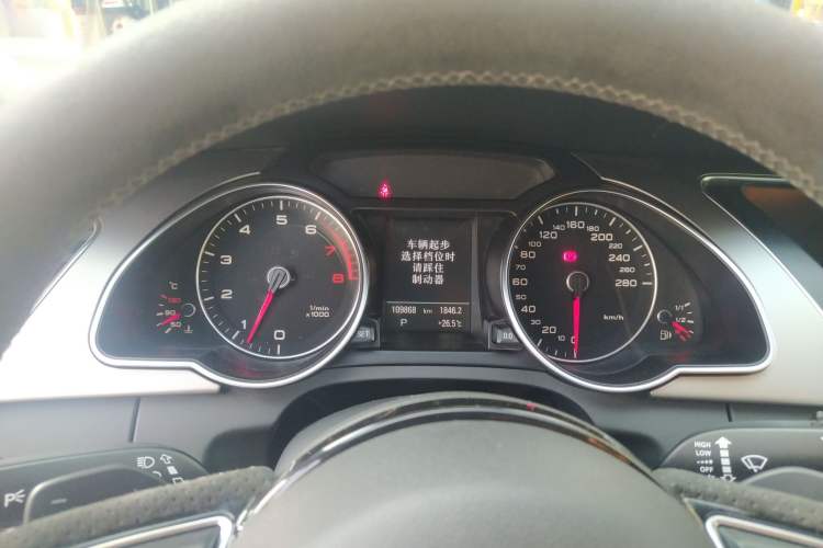Used Audi A5 2012 3.0TFSI Sportback quattro Instrument Cluster