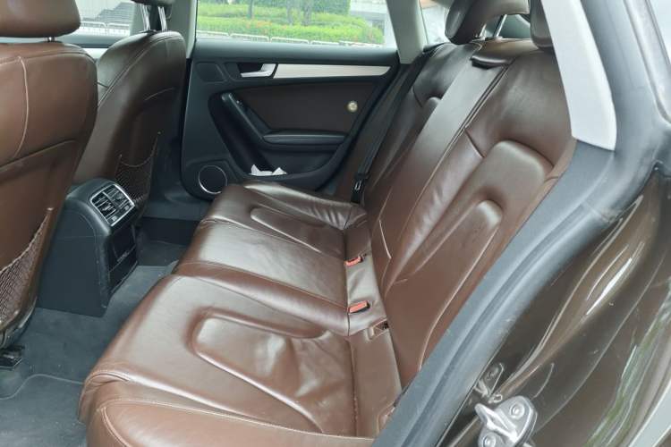 Used Audi A5 2012 2.0TFSI Sportback Left Rear Seat