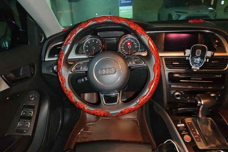 Used Audi A5 2012 3.0TFSI Sportback quattro Steering Wheel