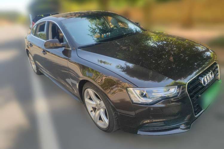 Used Audi A5 2012 2.0TFSI Sportback Front Right 45 Deg