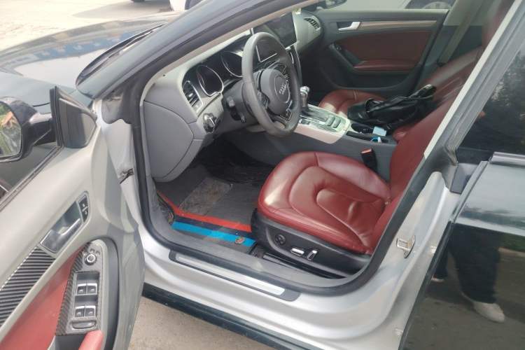 Used Audi A5 2012 2.0TFSI Sportback Driver Seat