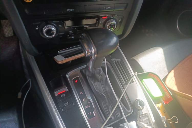 Used Audi A5 2012 2.0TFSI Sportback quattro Gear Lever