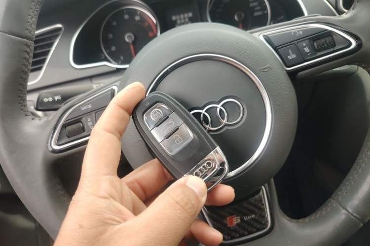 Used Audi A5 2012 2.0TFSI Sportback Vehicle Key