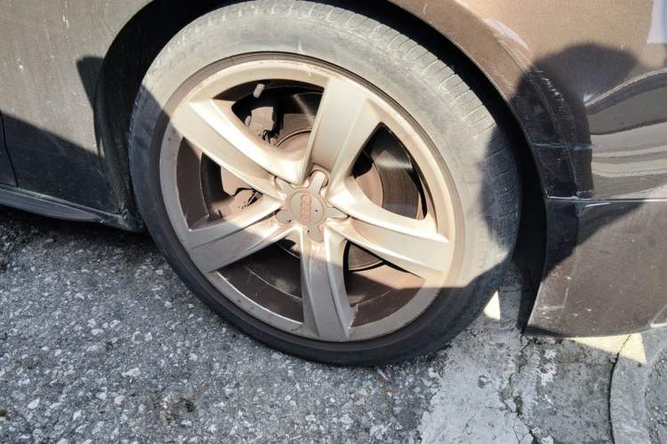 Used Audi A5 2012 3.0TFSI Sportback quattro Right Front Wheel Hub