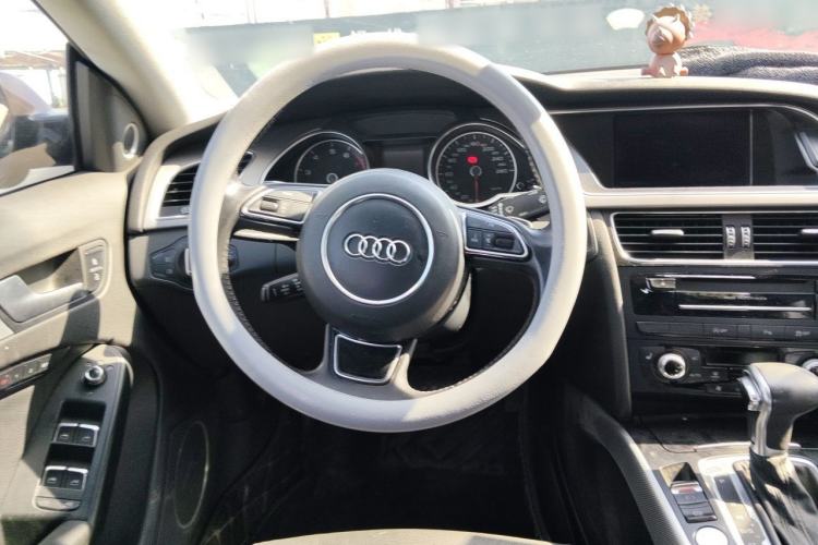 Used Audi A5 2012 3.0TFSI Sportback quattro Steering Wheel