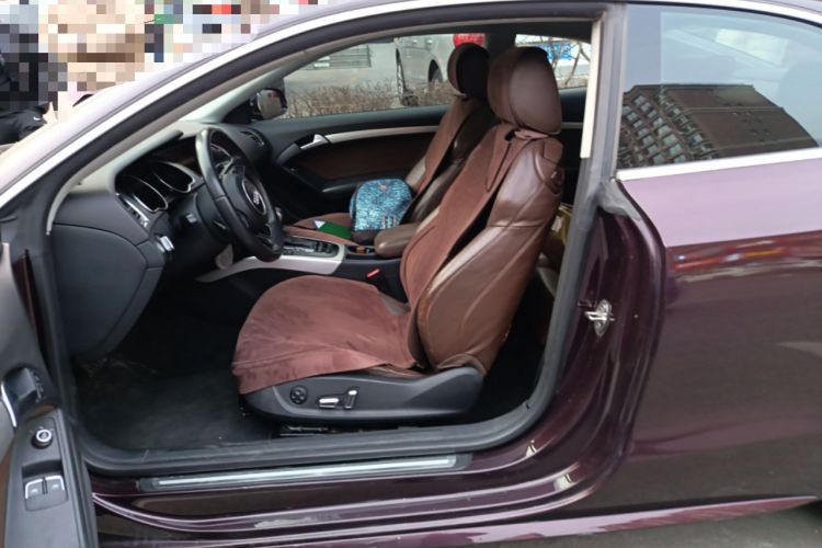 Used Audi A5 2012 2.0TFSI Coupe Left Front Seat