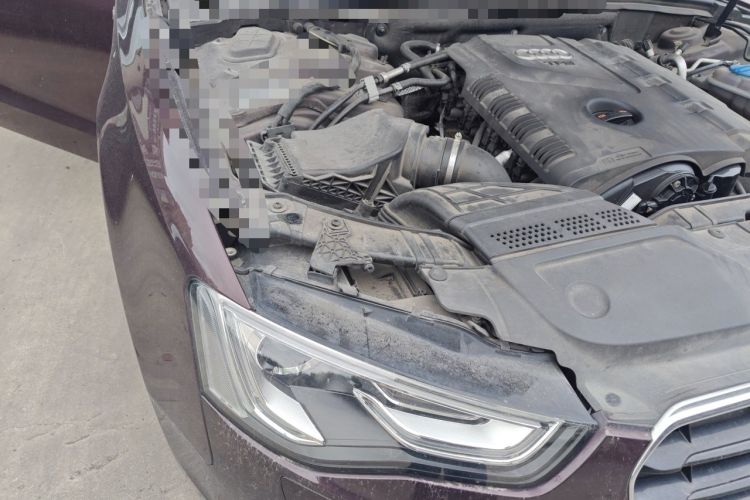 Used Audi A5 2012 2.0TFSI Cabriolet quattro Engine Bay Right