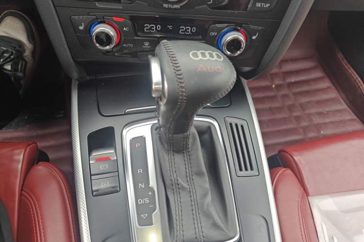Used Audi A5 2012 2.0TFSI Cabriolet quattro Gear Lever