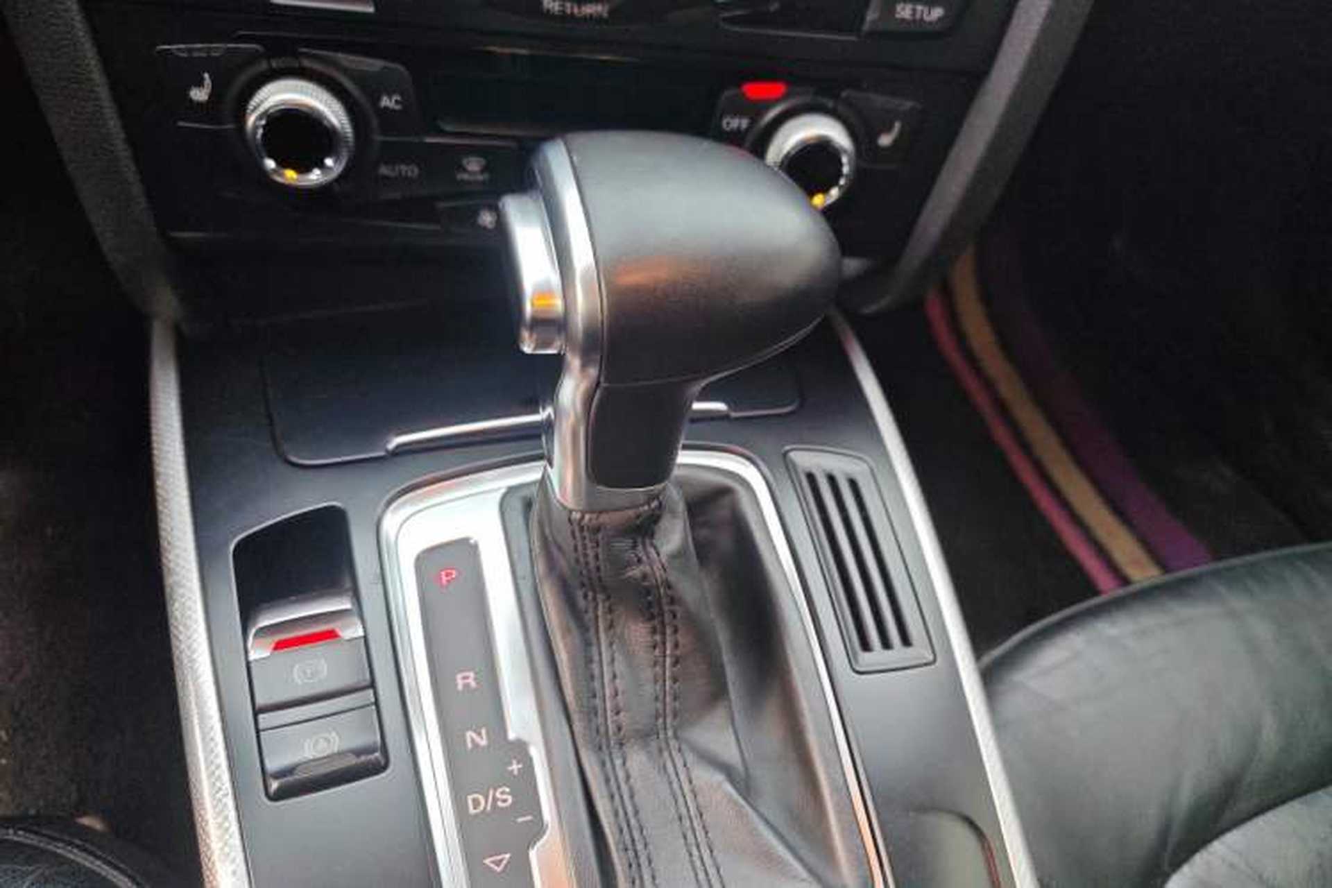 Used Audi A5 2012 2.0TFSI Sportback Gear Lever