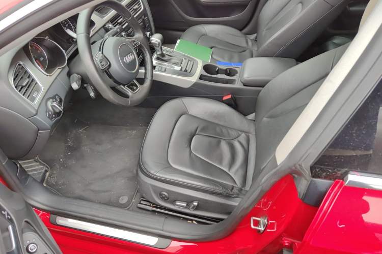 Used Audi A5 2012 2.0TFSI Sportback Left Front Seat