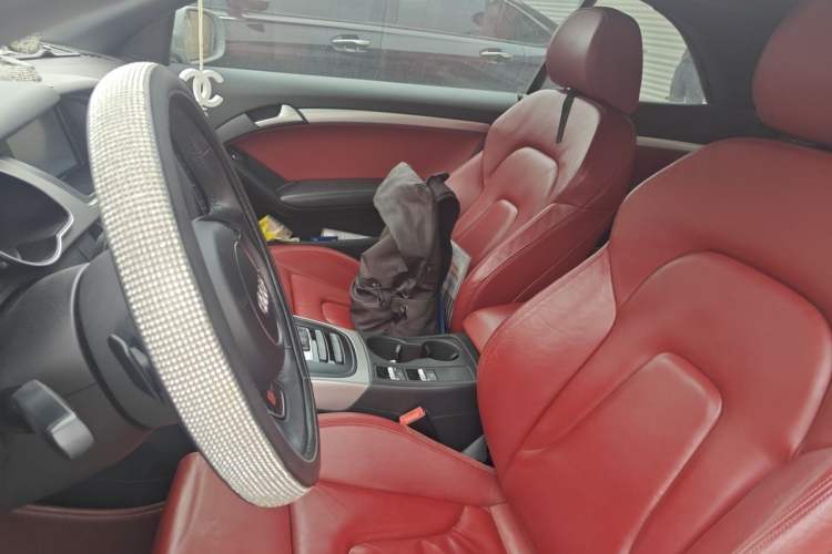 Used Audi A5 2012 2.0TFSI Cabriolet quattro Left Front Seat