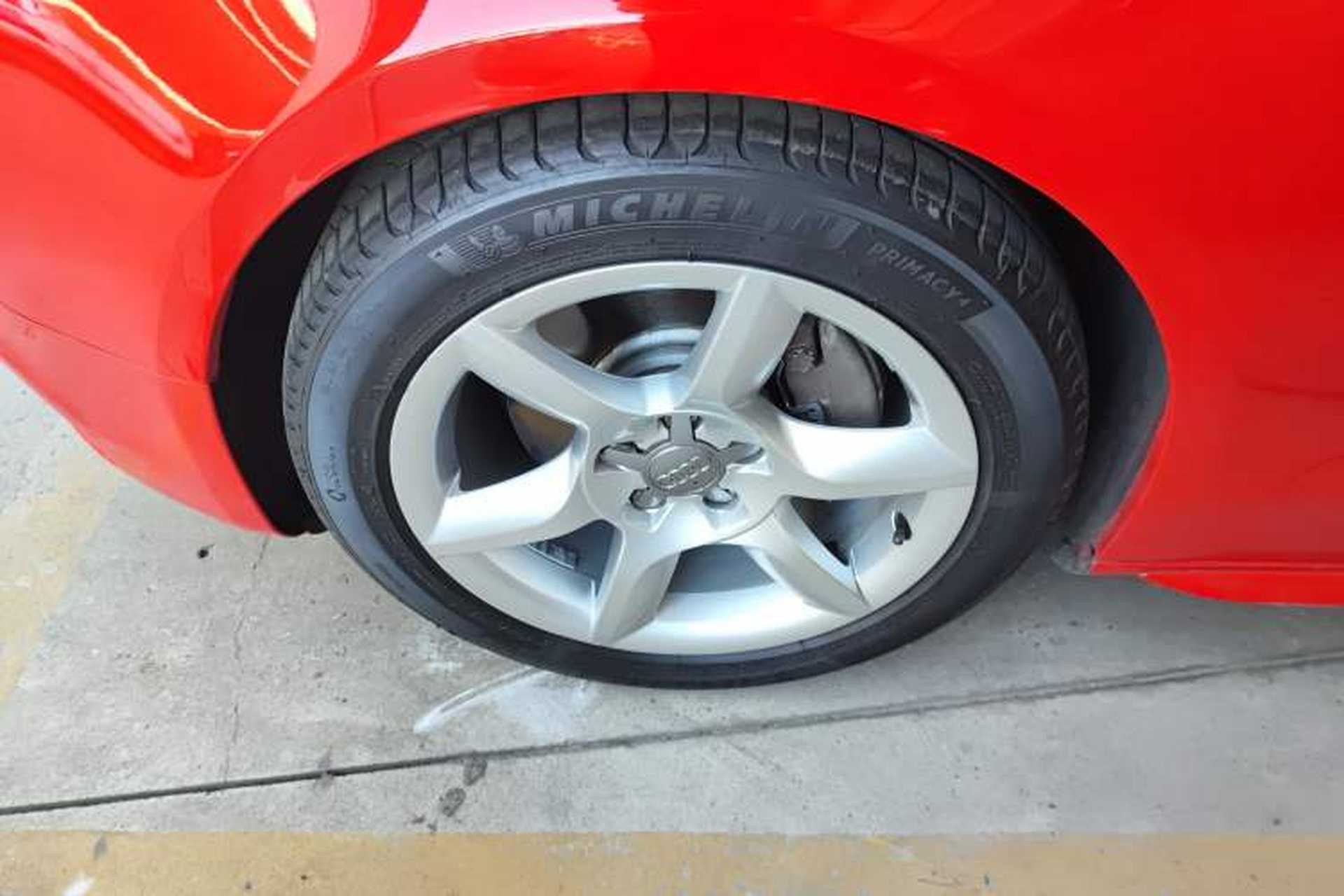 Used Audi A5 2012 2.0TFSI Cabriolet Left Front Wheel Hub