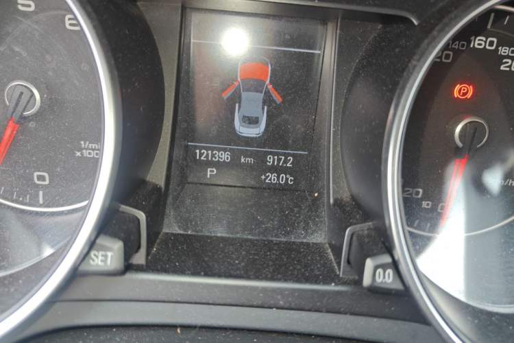 Used Audi A5 2012 2.0TFSI Cabriolet quattro Odometer Close Up