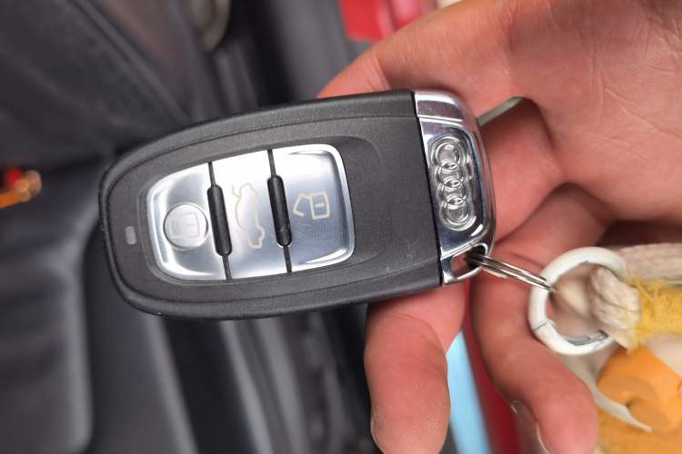 Used Audi A5 2012 2.0TFSI Coupe Vehicle Key