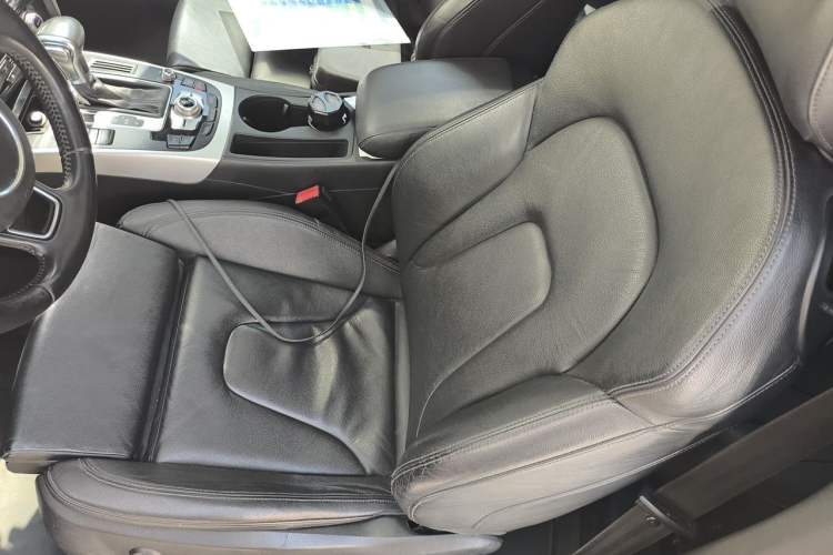 Used Audi A5 2012 2.0TFSI Coupe Left Front Seat