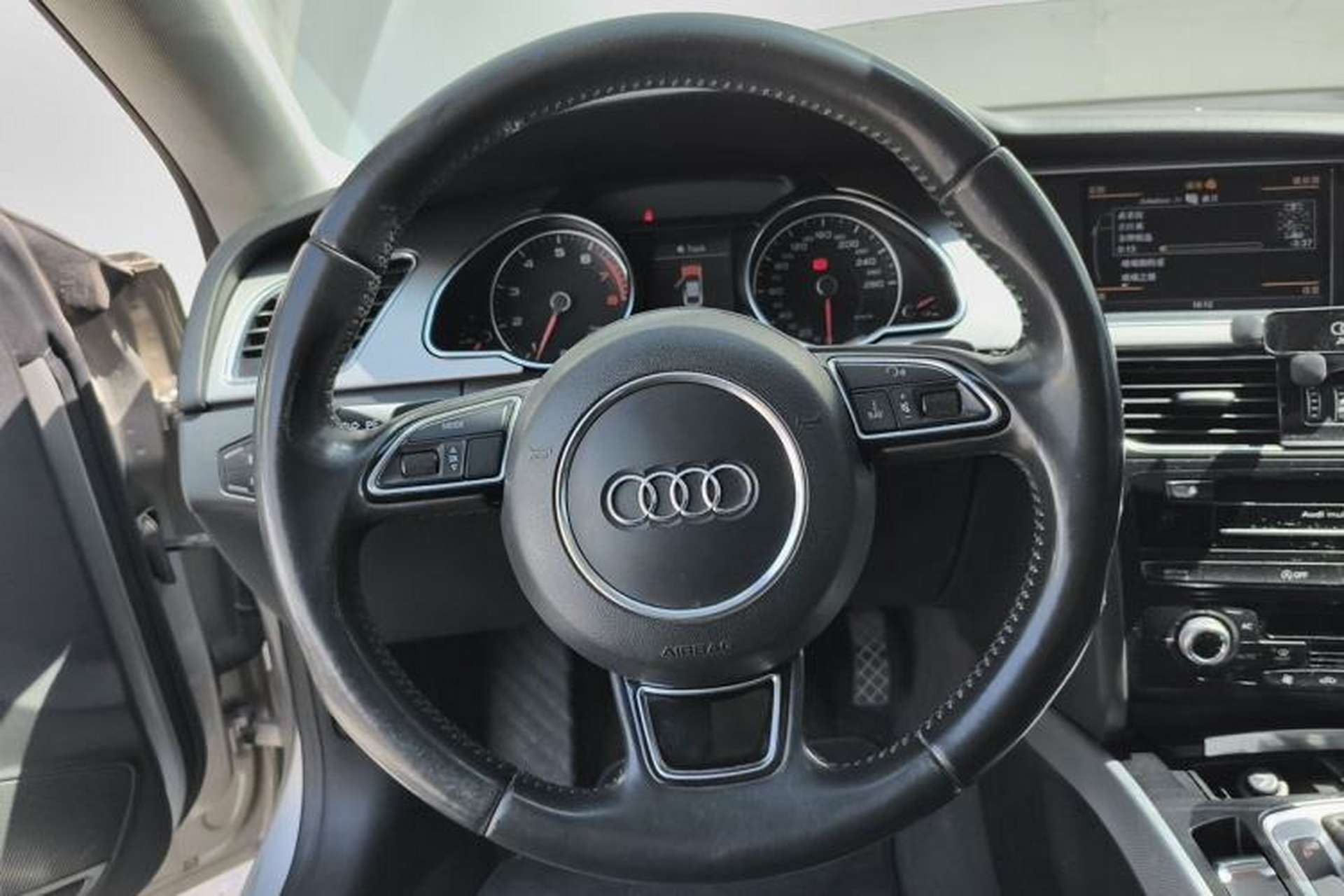 Used Audi A5 2012 2.0TFSI Coupe Steering Wheel