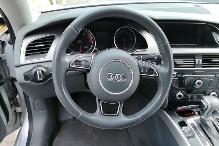 Used Audi A5 2012 2.0TFSI Coupe Steering Wheel