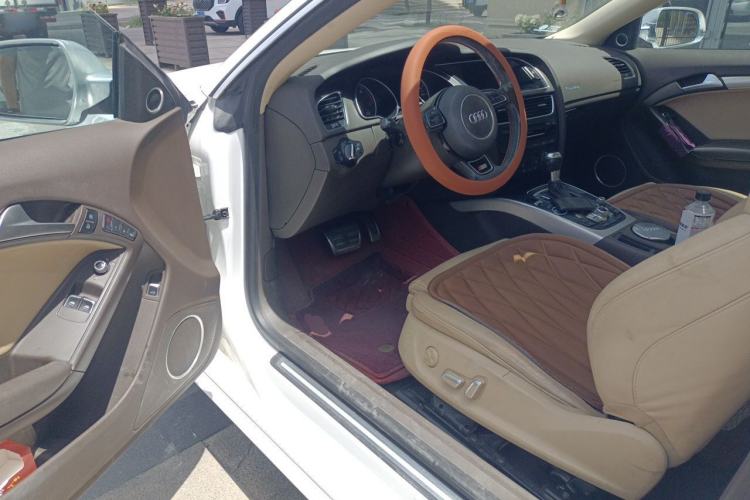 Used Audi A5 2012 3.0TFSI Coupe quattro Driver Seat