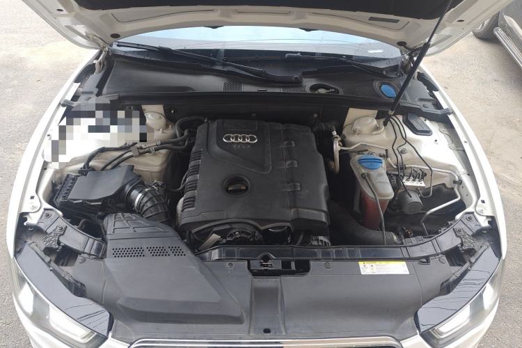 Used Audi A5 2012 2.0TFSI Cabriolet Engine Bay