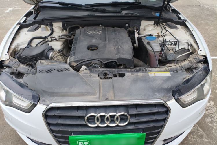 Used Audi A5 2012 2.0TFSI Coupe Engine Bay