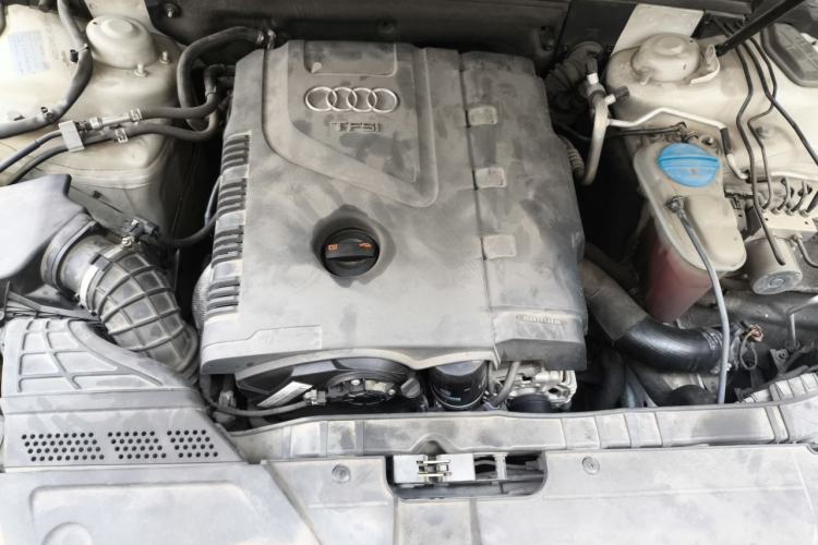 Used Audi A5 2012 2.0TFSI Sportback quattro Engine Bay