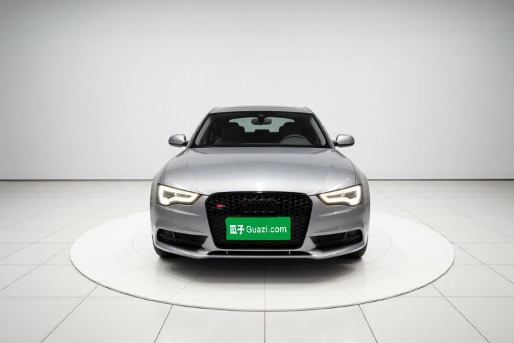 Used Audi A5 2012 2.0TFSI Coupe Front