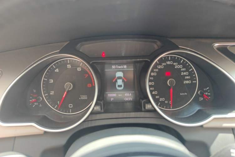 Used Audi A5 2012 2.0TFSI Coupe quattro Instrument Cluster