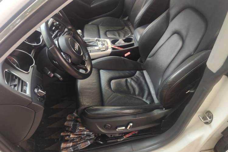 Used Audi A5 2012 2.0TFSI Sportback quattro Left Front Seat