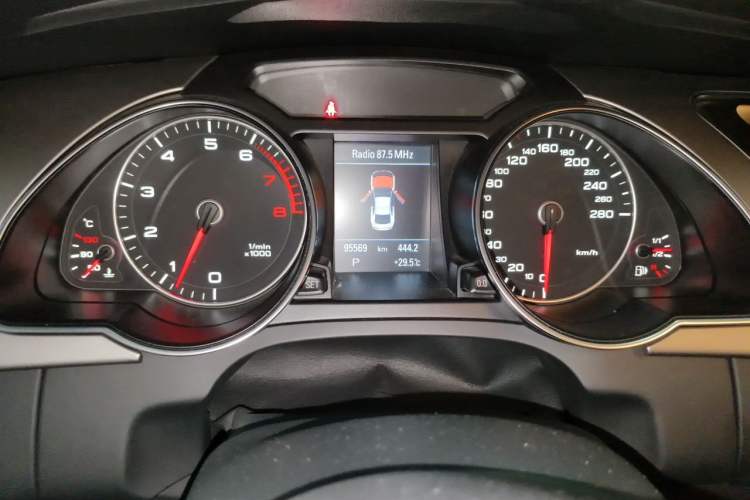 Used Audi A5 2012 2.0TFSI Coupe Odometer Close Up