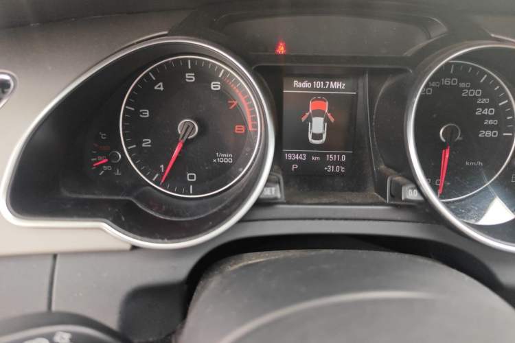 Used Audi A5 2012 2.0TFSI Sportback Odometer Close Up
