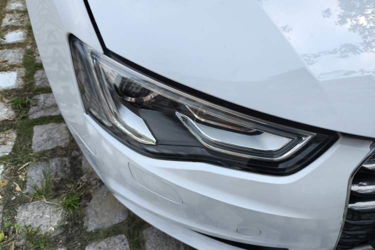 Used Audi A5 2012 2.0TFSI Sportback quattro Right Front Headlight