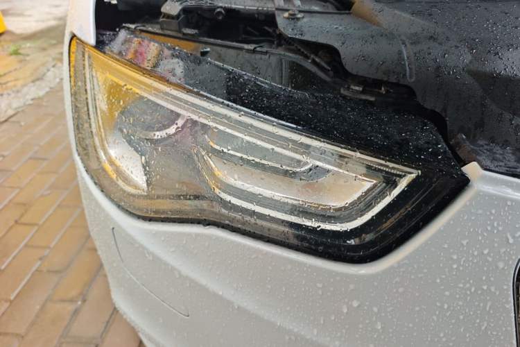 Used Audi A5 2012 2.0TFSI Sportback Right Front Headlight