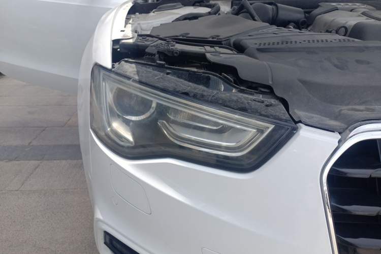 Used Audi A5 2012 3.0TFSI Coupe quattro Right Front Headlight