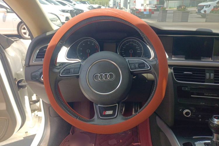 Used Audi A5 2012 3.0TFSI Coupe quattro Steering Wheel