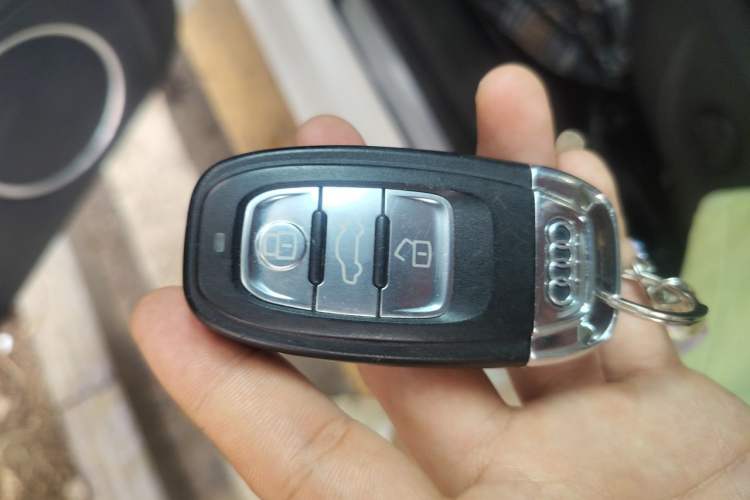 Used Audi A5 2012 2.0TFSI Sportback quattro Vehicle Key