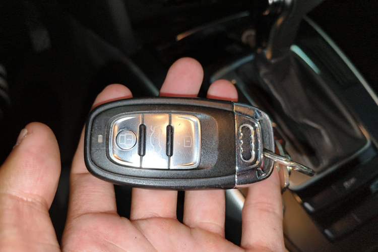 Used Audi A5 2012 2.0TFSI Coupe Vehicle Key
