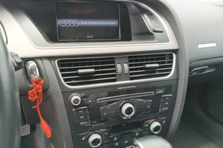 Used Audi A5 2013 Sportback 40 TFSI Audio And AC Panel