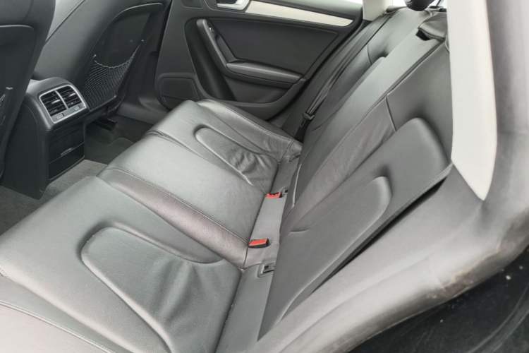 Used Audi A5 2013 Sportback 40 TFSI Left Rear Seat
