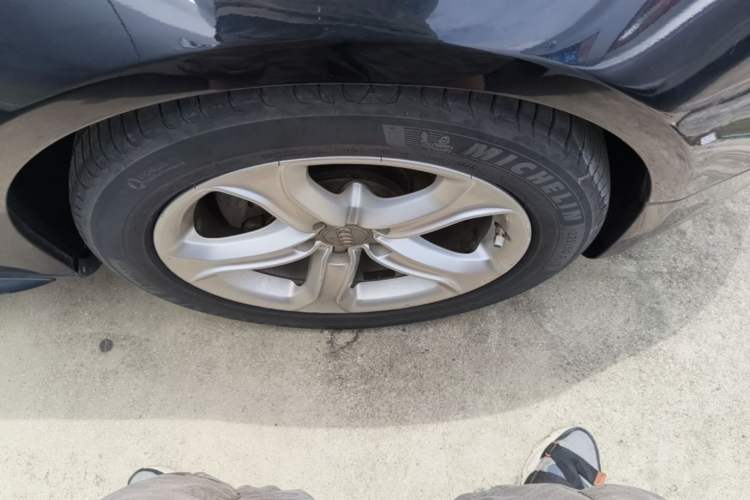 Used Audi A5 2013 Sportback 40 TFSI Right Front Wheel Hub