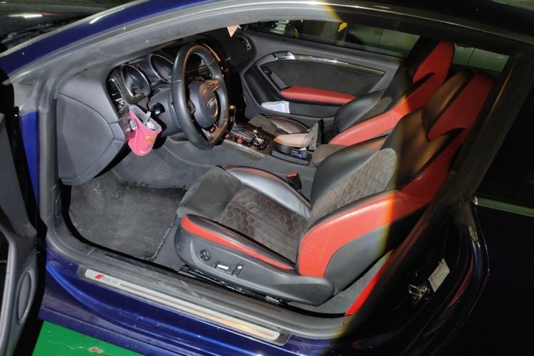 Used Audi A5 2013 Coupe 50 TFSI quattro Driver Seat
