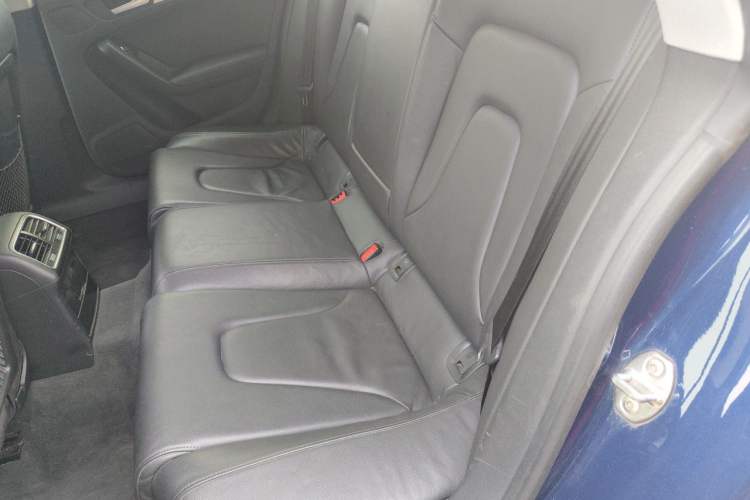 Used Audi A5 2013 Sportback 40 TFSI Left Rear Seat