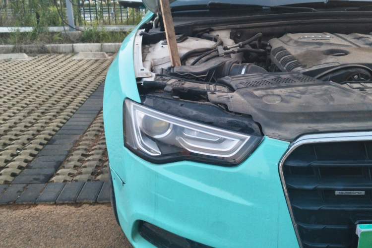 Used Audi A5 2013 Cabriolet 40 TFSI quattro Right Front Headlight