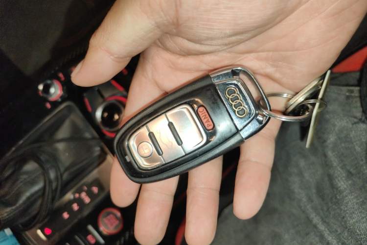Used Audi A5 2013 Coupe 50 TFSI quattro Vehicle Key