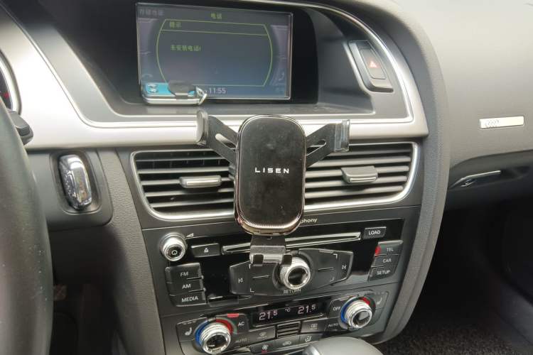 Used Audi A5 2013 Sportback 40 TFSI Audio And AC Panel
