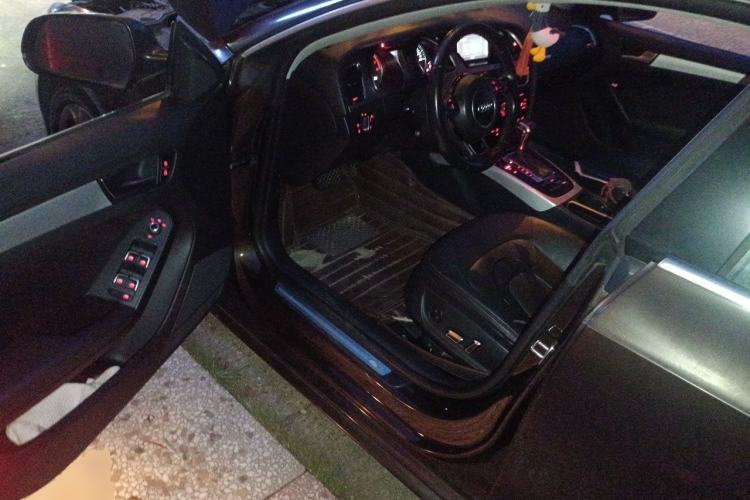 Used Audi A5 2013 Sportback 40 TFSI Driver Seat