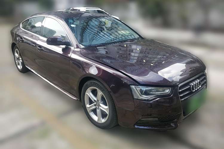Used Audi A5 2013 Sportback 40 TFSI Front Right 45 Deg