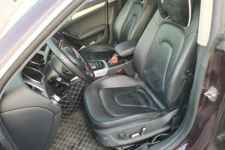 Used Audi A5 2013 Sportback 40 TFSI Fashion Edition Left Front Seat