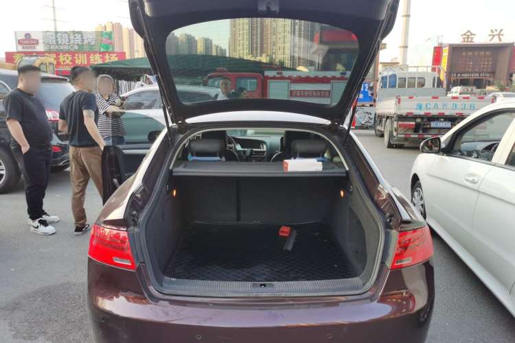 Used Audi A5 2013 Sportback 40 TFSI Fashion Edition Trunk