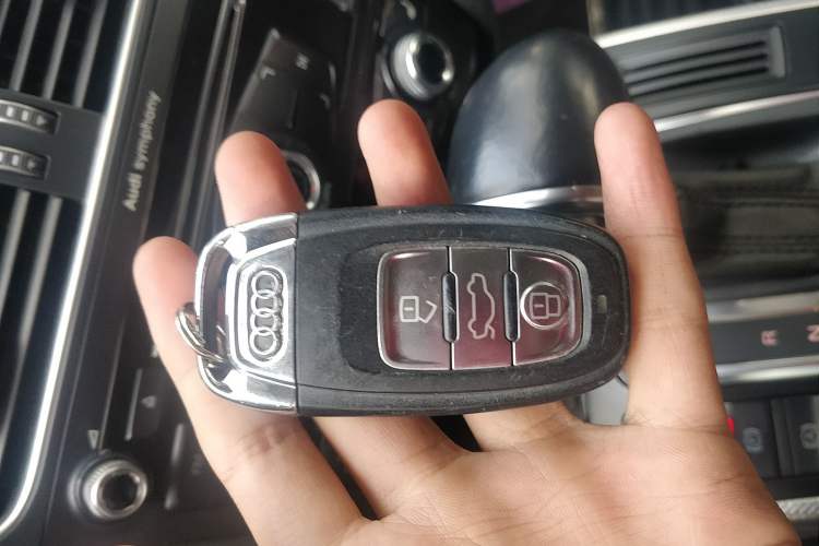 Used Audi A5 2013 Sportback 40 TFSI Vehicle Key