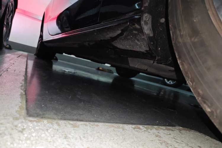 Used Audi A5 2013 Coupe 40 TFSI Chassis Front Right